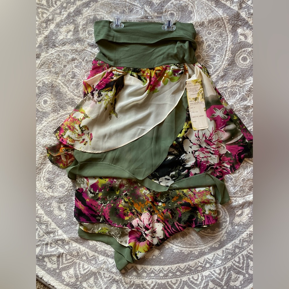 NEW Lapis Fushia Skirt Gorgeous Fairy Skirt in GREAT CONDITION